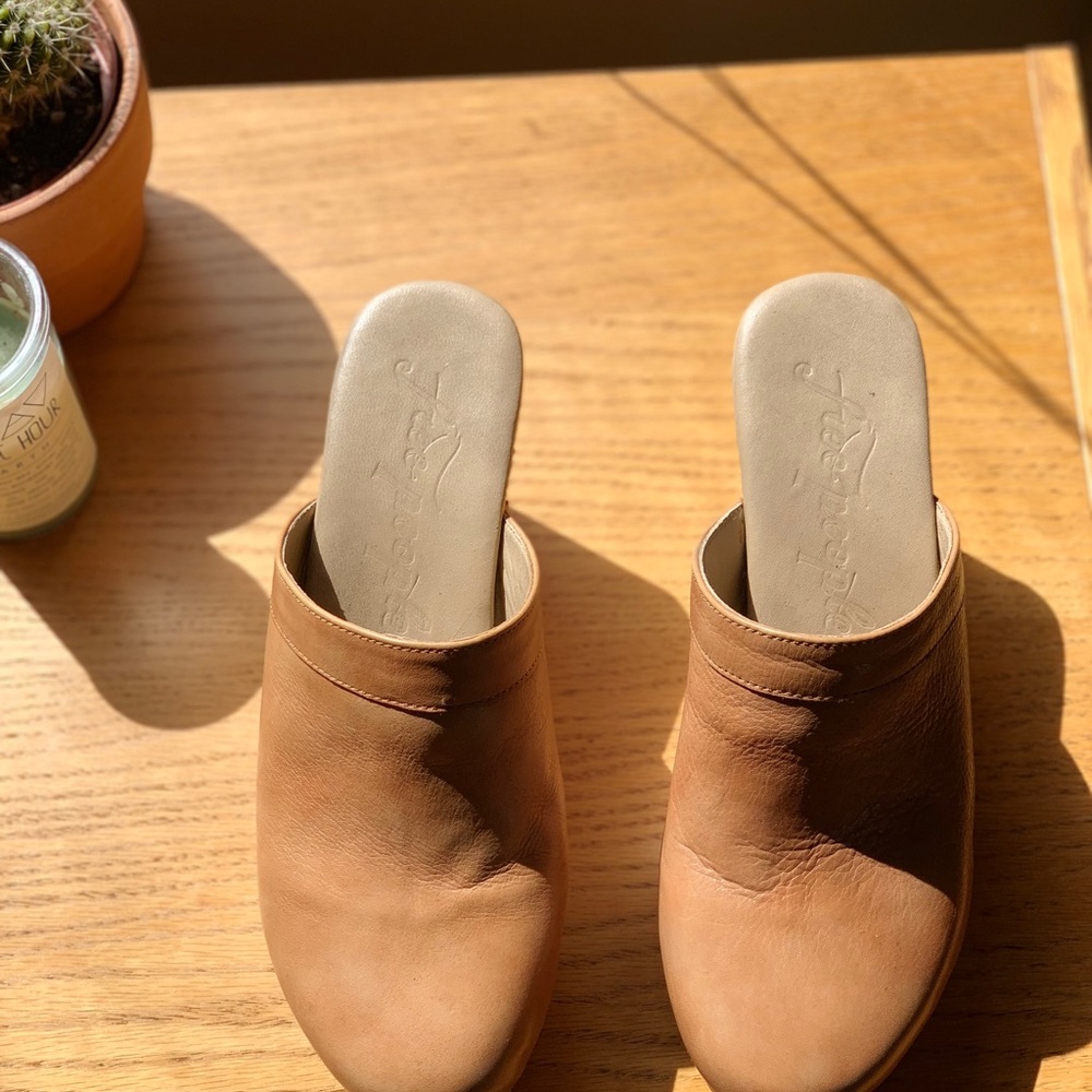 Free People Clogs Size 8